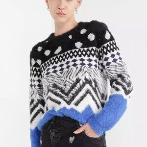 ❄️ Desigual Fuzzy Knit Patterned Sweater – Size M ❄️